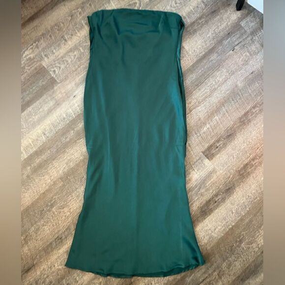 Sugarlips Plus Open Back Satin Maxi Dress- Size 1X - Picture 4 of 10